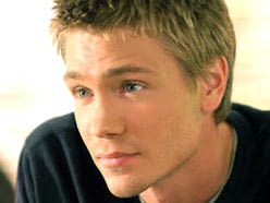 Chad Michael Murray alias Lucas Scott.